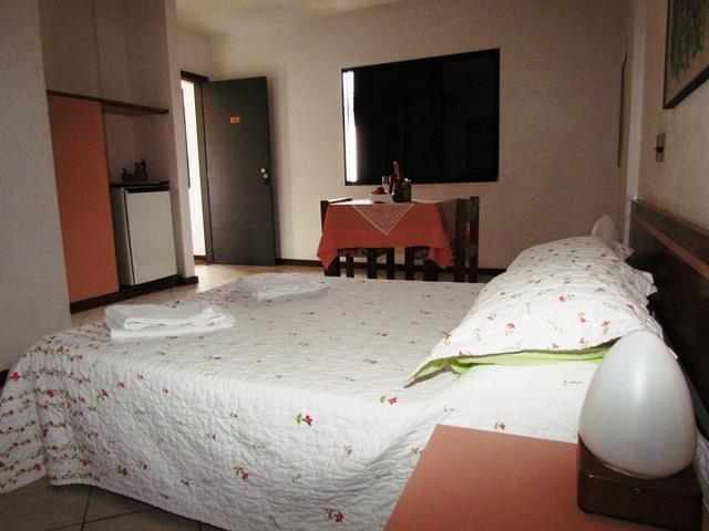 Alpes Hotel Венда-Нова-ду-Имигранти Экстерьер фото